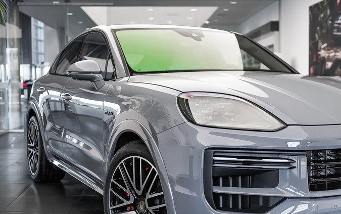 Porsche Cayenne cena 1091457 przebieg: 10, rok produkcji 2023 z Jedwabne małe 742